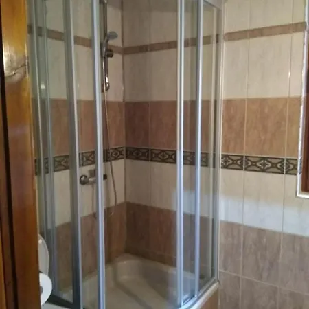 Lesna 26 Δωμάτια σε οικογενειακή κατοικία *